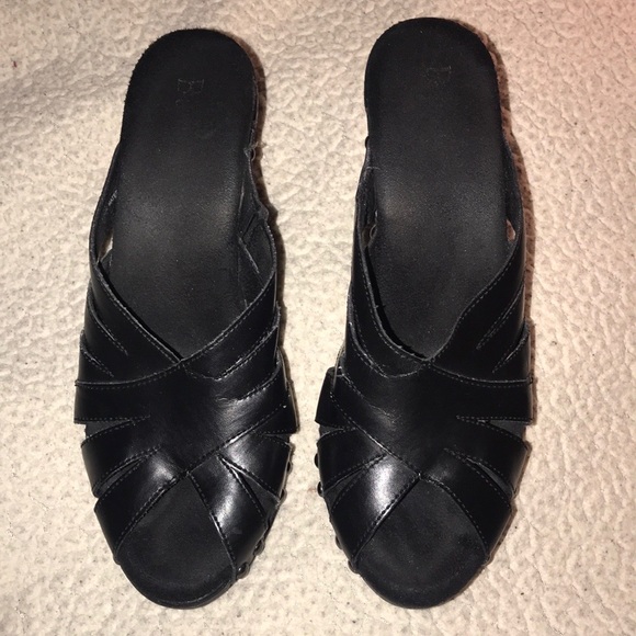 Shoes - Picture 3 of 5